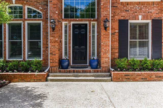 Building Photo - 910 Parkwood Ct