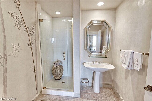 Foto del edificio - 4751 Bonita Bay Blvd