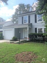 Building Photo - 2028 Wild Flower Ln