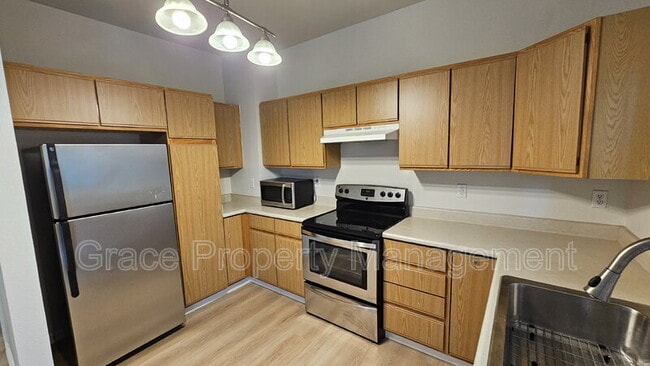 Foto del edificio - 3033 W 107th Pl