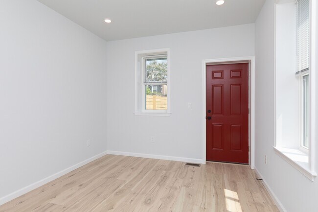 Foto del edificio - 2911 W Clearfield St