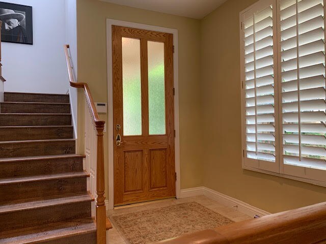 Entry - 16780 Calle De Marisa