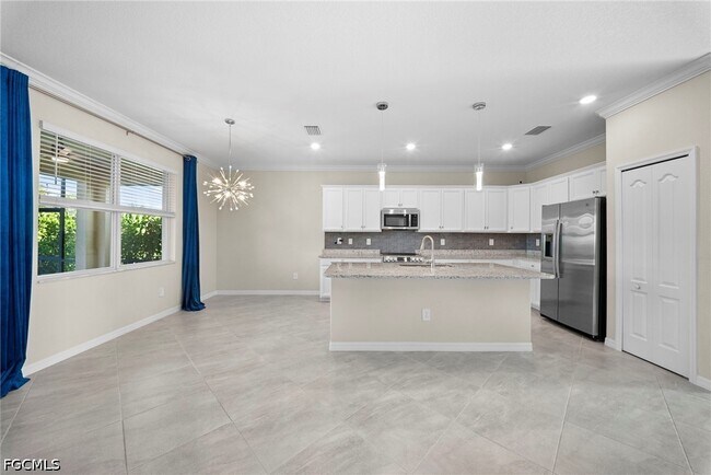 Foto del edificio - 3697 E Hampton Cir