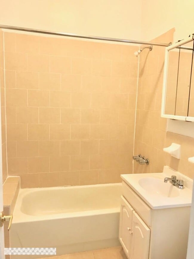 Foto del edificio - 710 W 173rd St