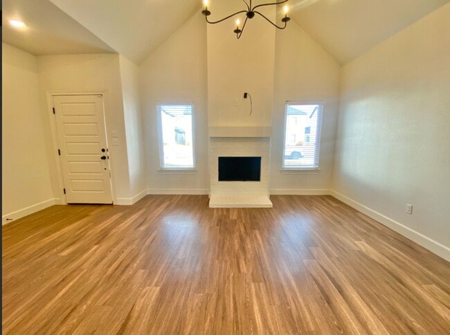 Building Photo - Now PRE- LEASING for a July move in - $300 off first month's rent.