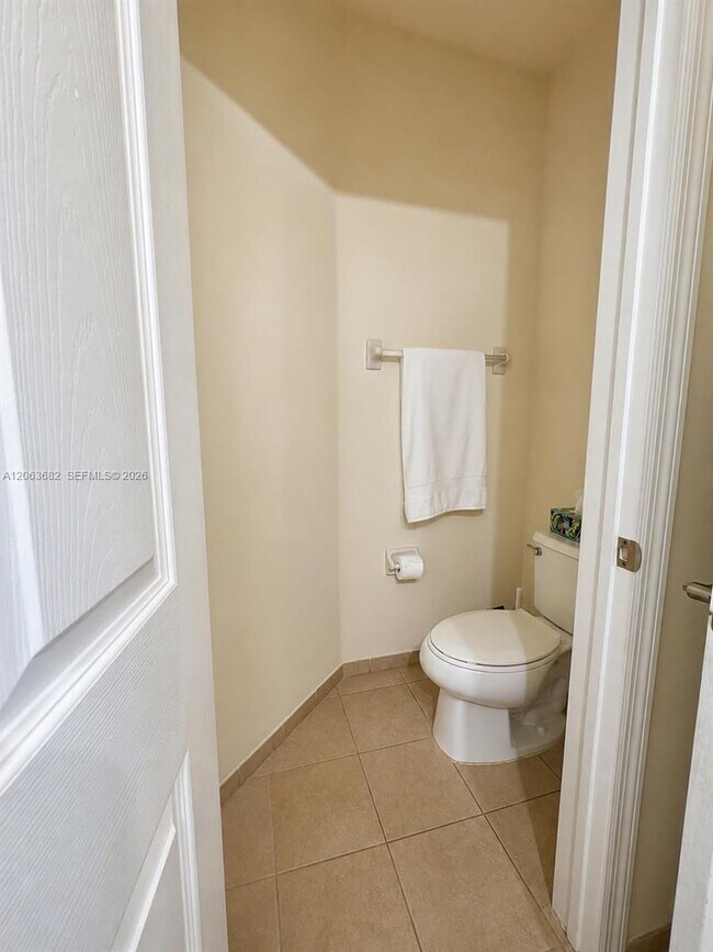 Building Photo - 8620 NW 97th Ave