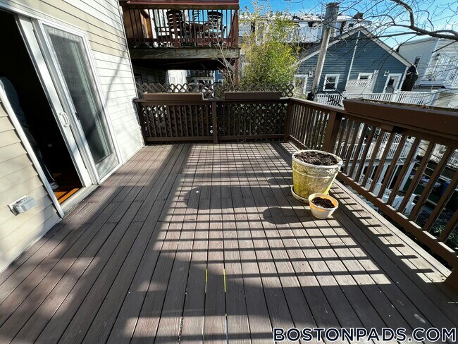 Foto del edificio - 45 Old Harbor St