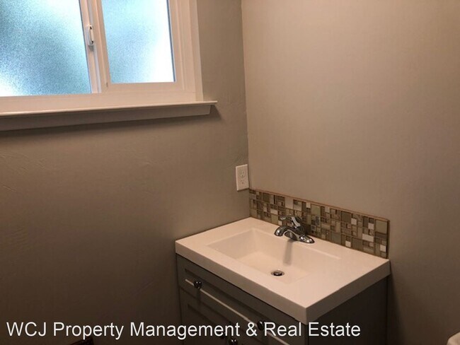 Building Photo - 3 br, 2 bath House - 7155 Atascadero Ave.