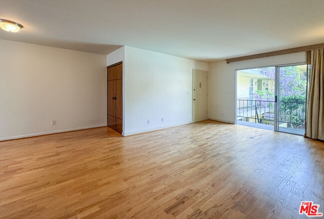 Building Photo - 2311 4th St
