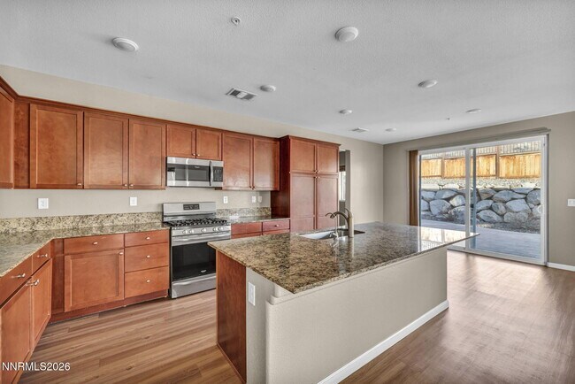 Foto del edificio - 2751 Cityview Terrace