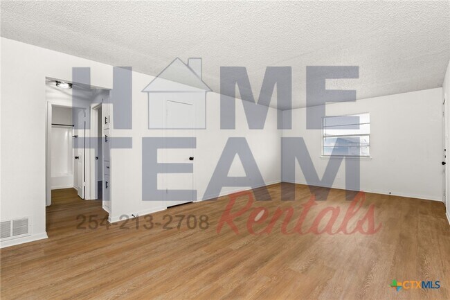 Foto del edificio - 1005 Eastside Dr