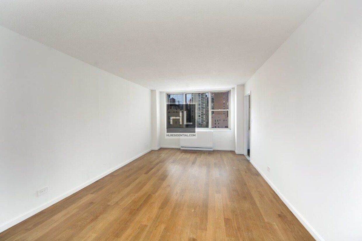 Beautiful Studio in Kips Bay! Room for Rent in New York, NY