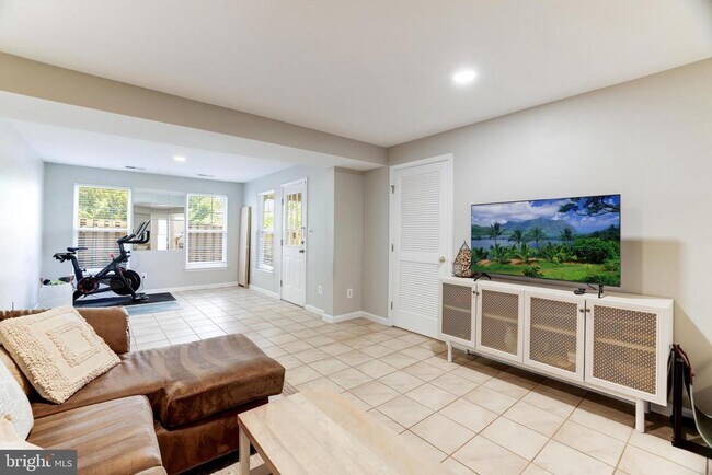 Foto del edificio - 2520 Banshire Dr