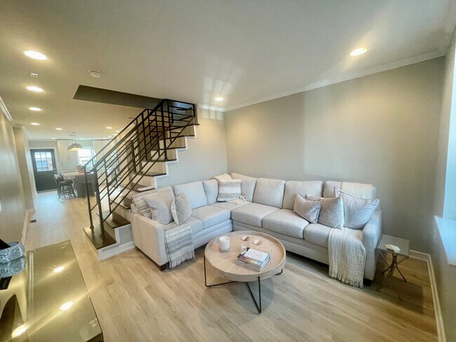 Foto del edificio - 1028 E Eyre St