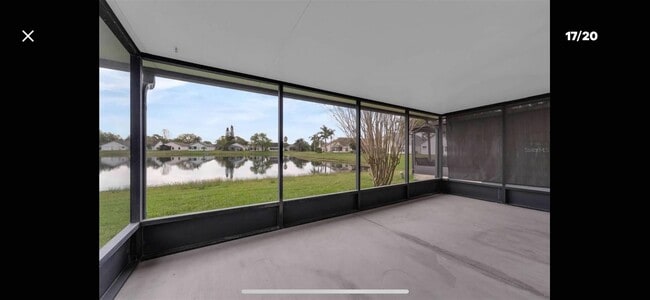 Foto del edificio - 5669 Parkview Lake Dr