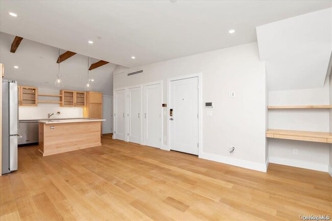 Foto del edificio - 108 South St