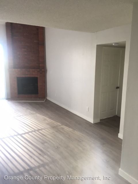 Building Photo - 1247 Stoner Ave