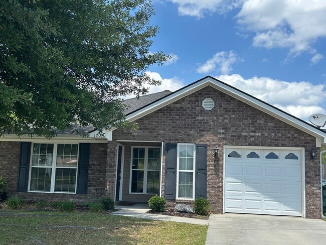 Building Photo - 120 Grandview Dr