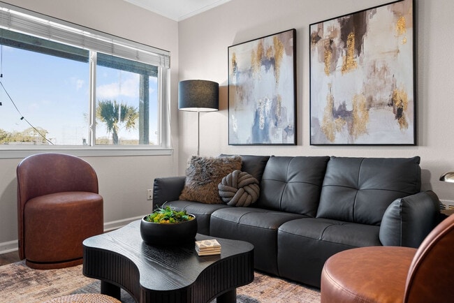 Foto del edificio - 331 Bluefish Dr