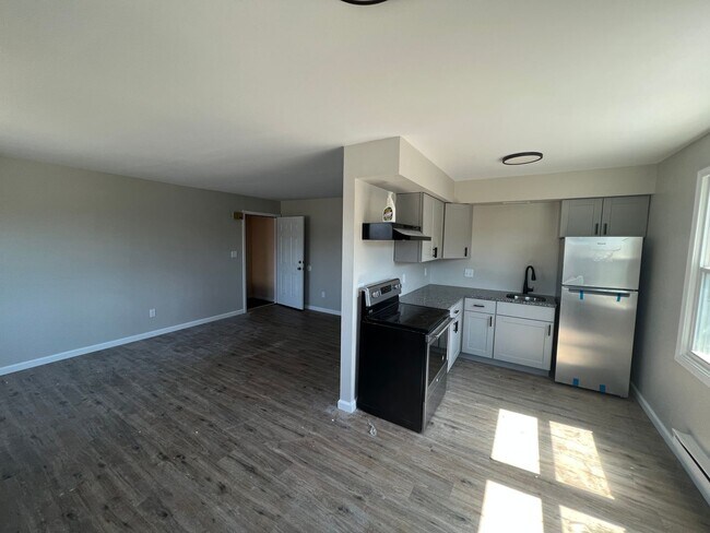 Foto del edificio - 813-817-817 N Ulster St