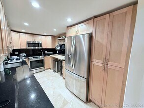 Building Photo - 2851 S Ocean Blvd