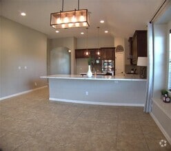 Building Photo - 14400 Senia Bend
