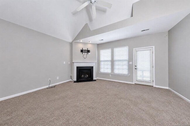 Foto del edificio - 4508 October Breeze Ln