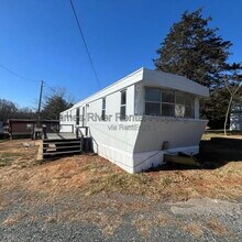 Building Photo - 5131 Boonsboro Rd