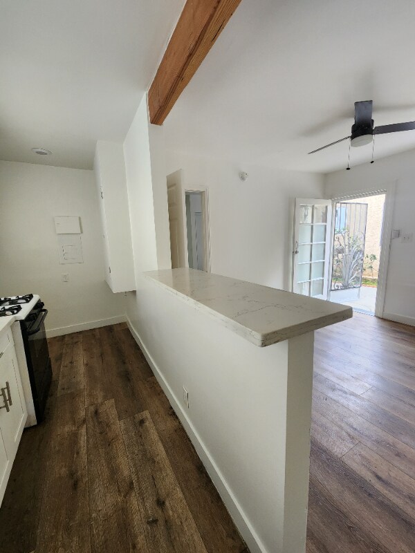 Foto del edificio - 1288 S Plymouth Blvd