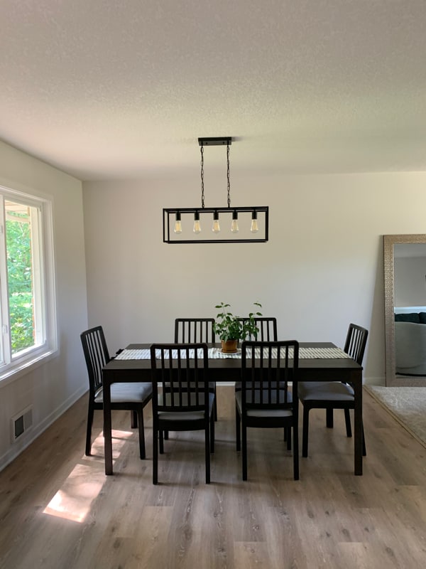 Building Photo - 928 Bartelmy Ln N