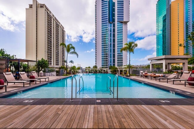 Building Photo - High Rise. Ocean Views. Washer. Dryer (RRLLC)