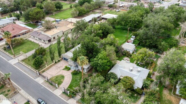 Foto del edificio - 7716 Wenda Dr