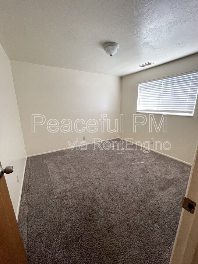 Foto del edificio - 4693 S Arlington Park Dr
