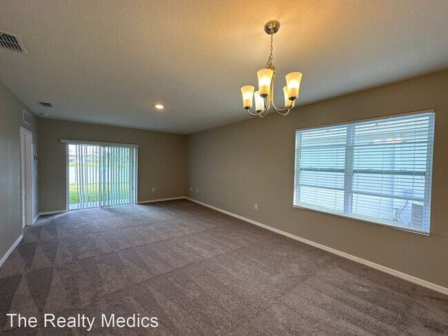 Foto del edificio - 3 br, 2 bath House - 2911 Sime St