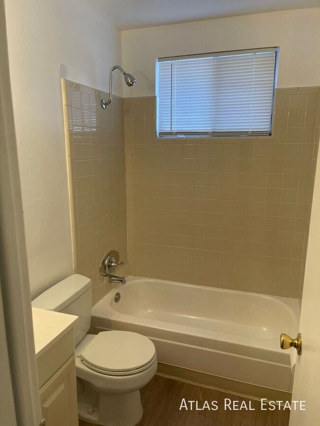 Photo - 5430 W 3rd Pl Apartment