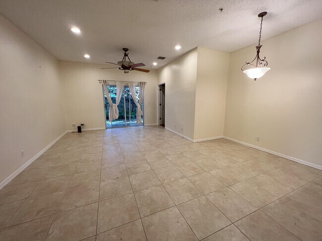 Building Photo - 111 Lighthouse Cir