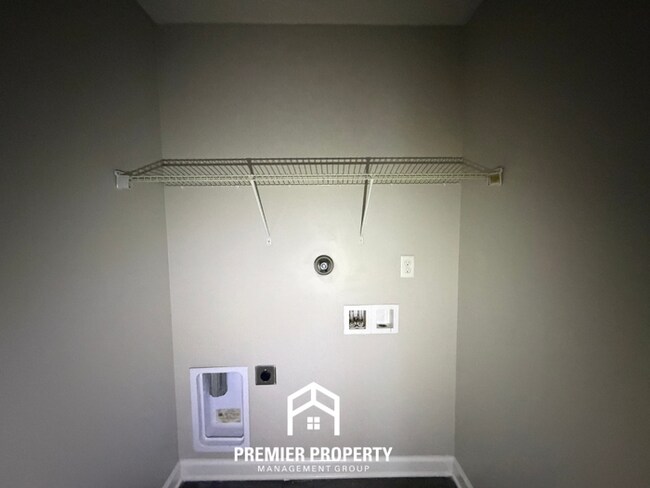 Foto del edificio - Beautiful 4BR/2BA Tuscaloosa Home | 1,497 Sq Ft, Covered Back Patio & 2-Car Garage