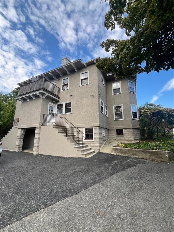 Foto del edificio - 700 Franklin St