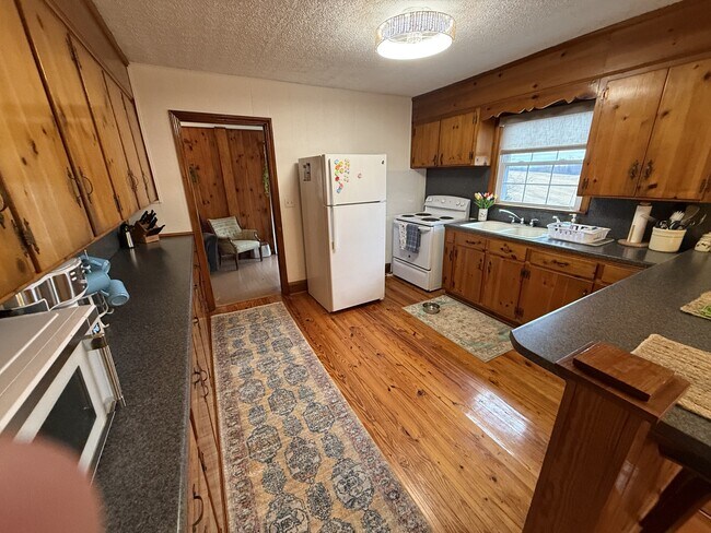 Building Photo - 12477 N Old Moneta Rd