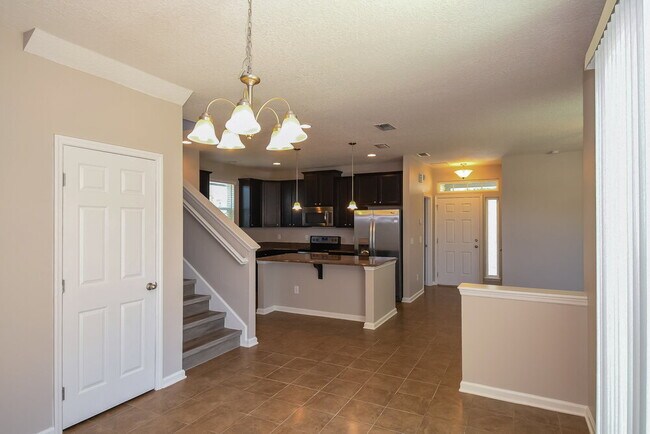 Building Photo - 452 Vineyard Ln