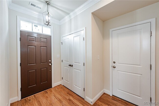 Building Photo - 5220 Gower Pl