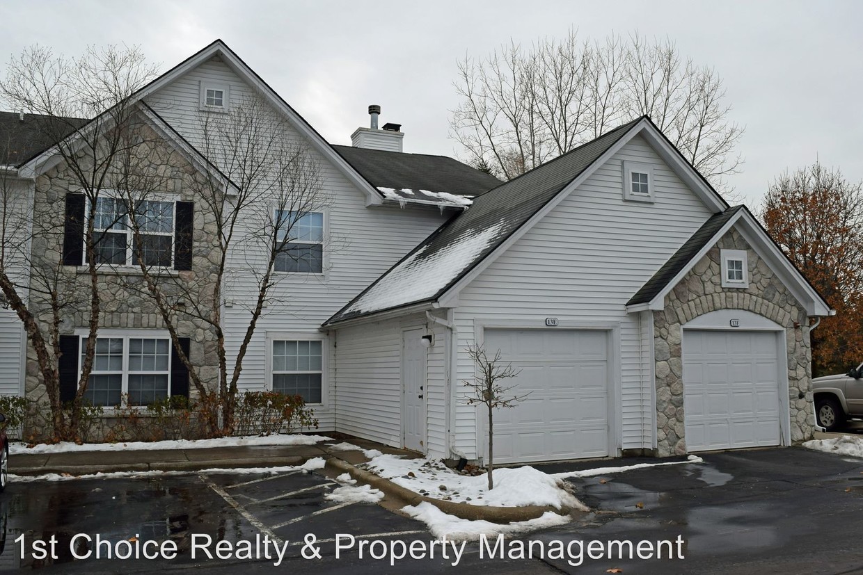 Building Photo - 1819 Village Green Blvd