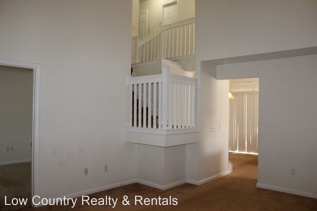 Building Photo - 3 br, 2.5 bath House - 262 Townes