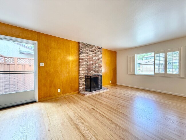 Building Photo - Newly Remodeled San Bruno Home - Easy SF/Silicon Valley Commute