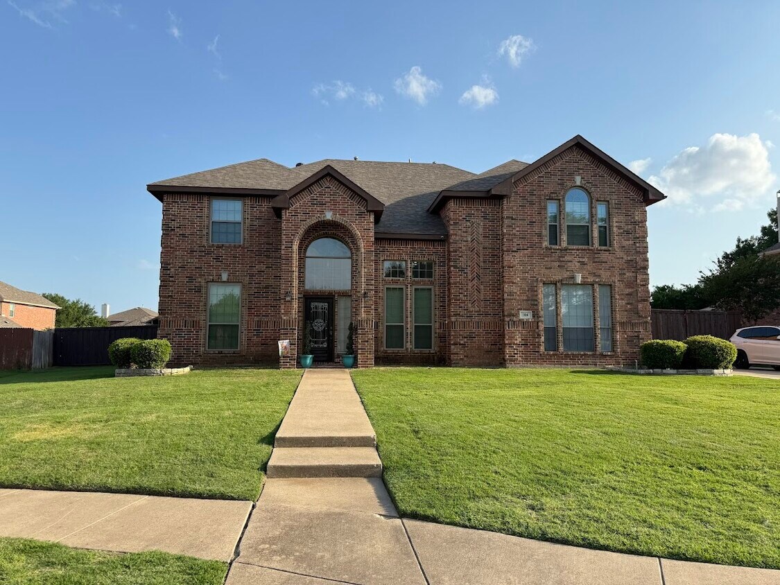 Foto principal - 104 Misty Glen Ln
