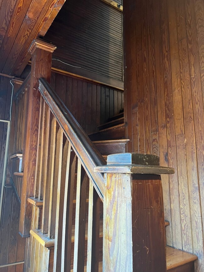 Foto del edificio - 1857 Grandin Rd SW