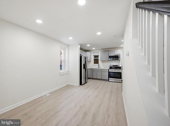 Foto del edificio - 2636 Lauretta Ave