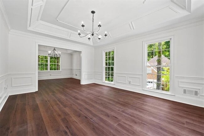 Building Photo - 2120 Skyland Cove Ln SW