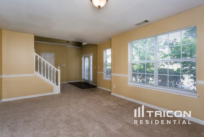 Foto del edificio - 1420 Spring Hill Run