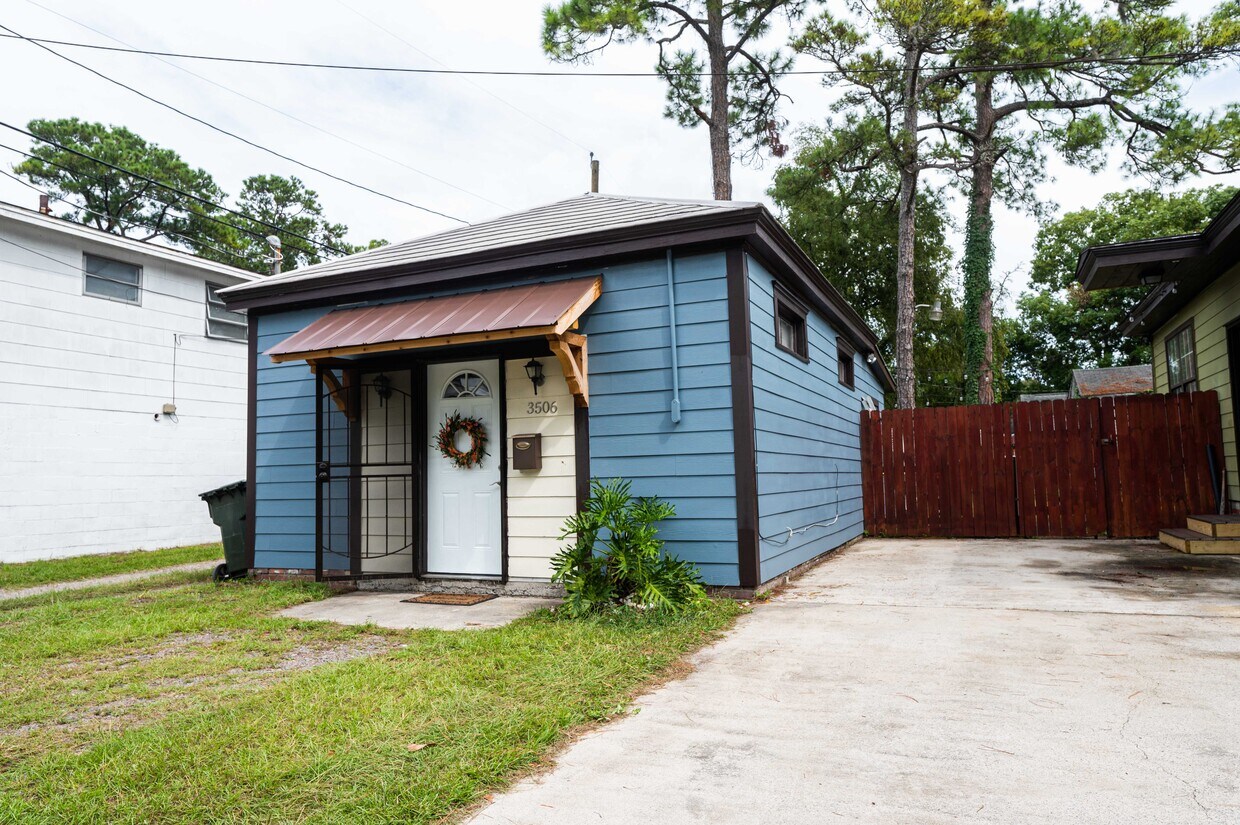 3506 Barnard St, Savannah, GA 31405 House Rental in Savannah, GA